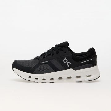 On M Cloudrunner 2 Wide Eclipse/ Black