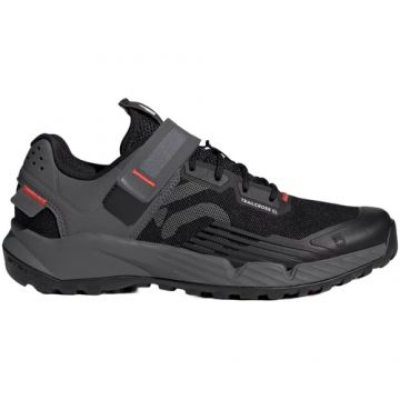 Pantofi sport unisex adidas Trailcross Clip-in Mtb-shoe Core HP9931 Pantofi sport unisex adidas Trailcross Clip-in Mtb-shoe Core HP9931